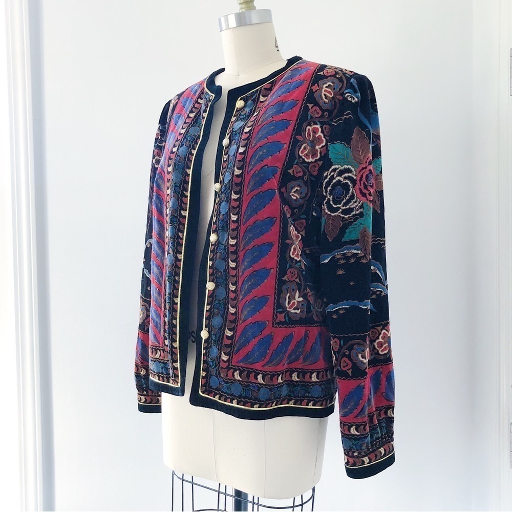 vintage • 1980s printed velvet jacket Saxton Hall floral peacock black red blue